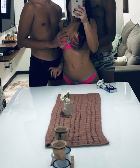 Foto di nudo di fuga di OnlyFans di Casal Novinho Br