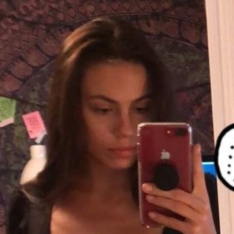 Sarahjolzzz