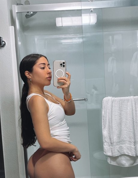Foto di nudo di fuga di OnlyFans di Gengarcontessa