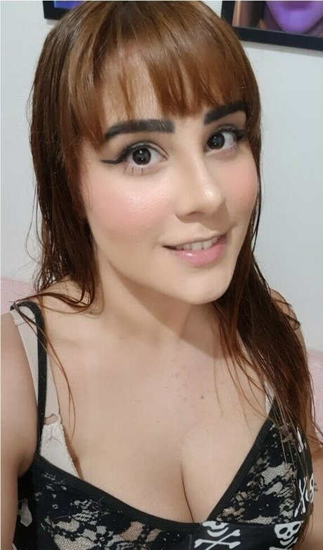 Foto di nudo di fuga di OnlyFans di Isabela Barri