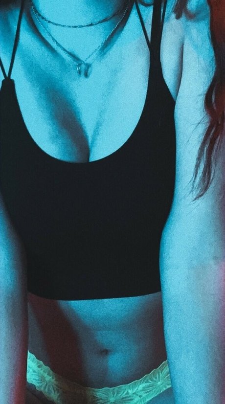 Foto di nudo di fuga di OnlyFans di Xdevilinblackx