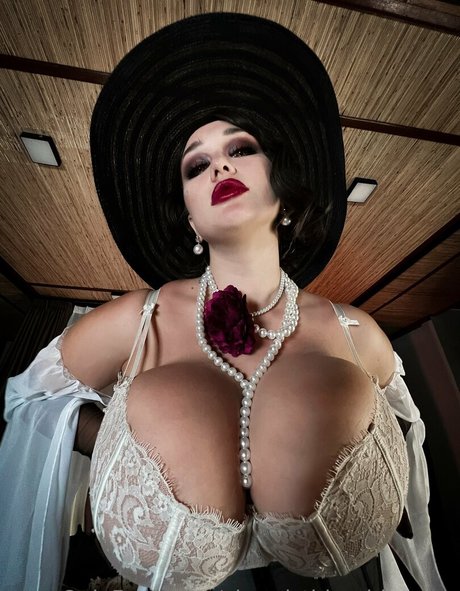 Cheryl_thicc_blossom