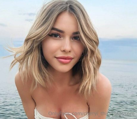 Cheryl_thicc_blossom