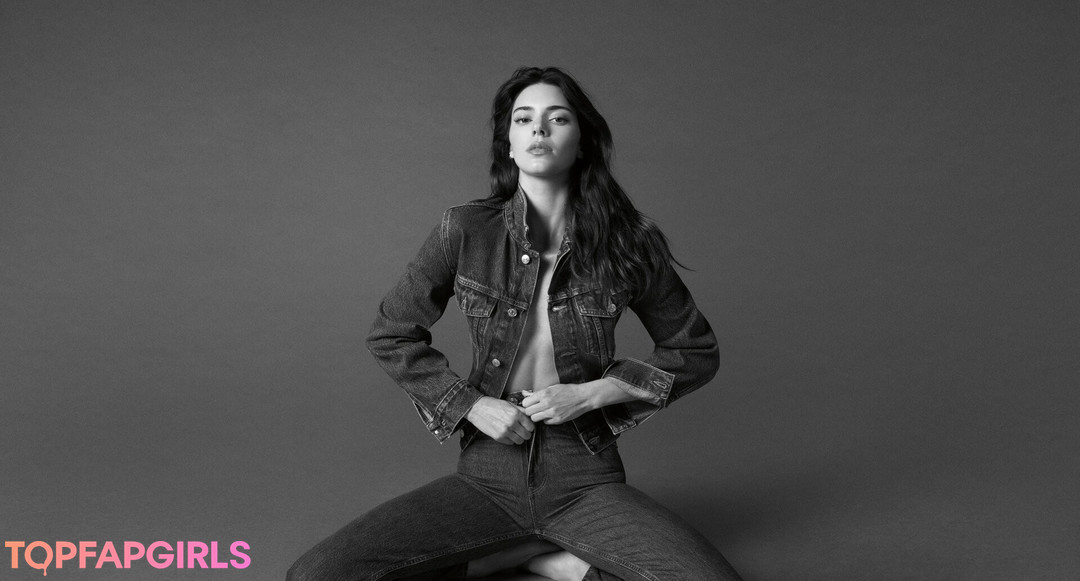 Foto di nudo di fuga di OnlyFans di Kendall Jenner #1641