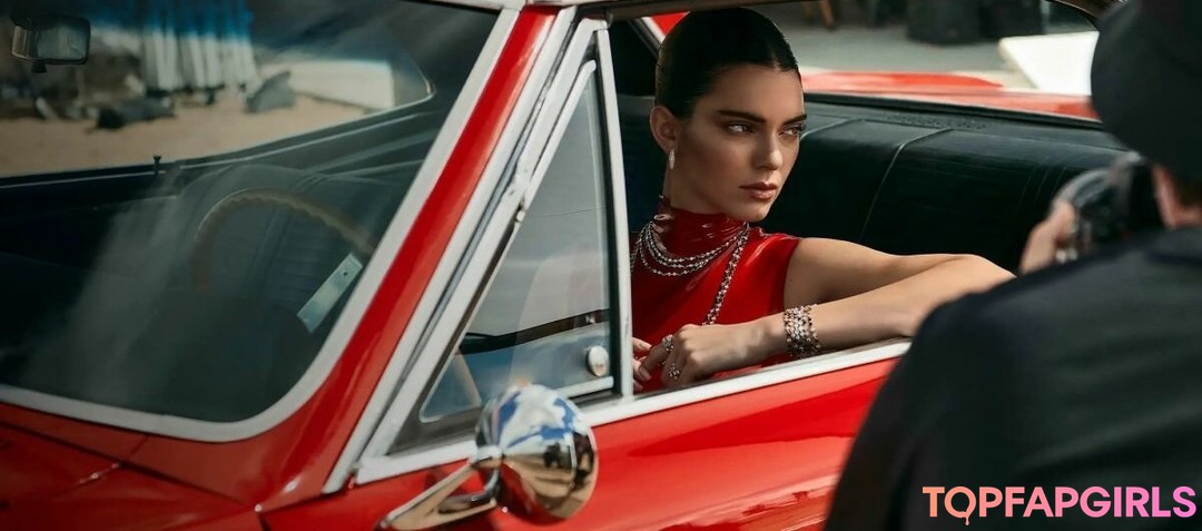 Foto di nudo di fuga di OnlyFans di Kendall Jenner #1656