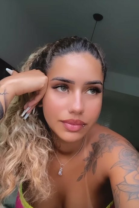 Muito Linda
