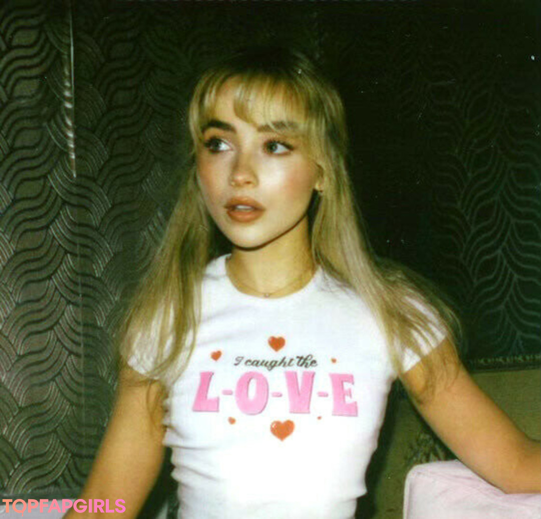 Foto di nudo di fuga di OnlyFans di Sabrina Carpenter #1006