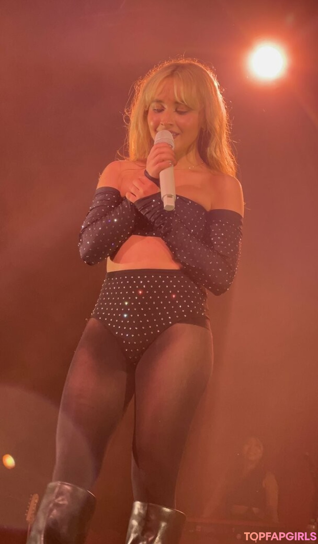 Foto di nudo di fuga di OnlyFans di Sabrina Carpenter #1158