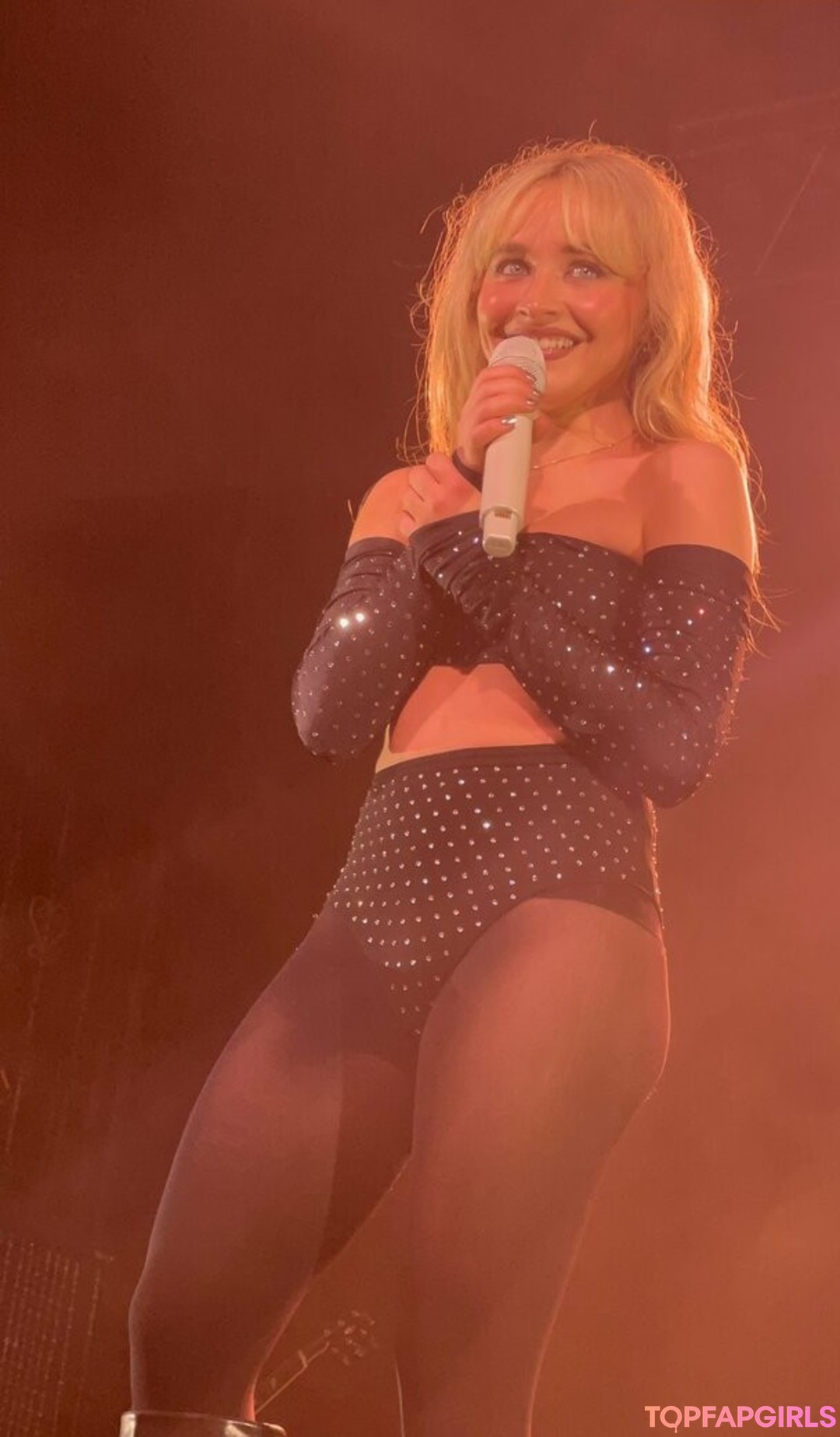 Foto di nudo di fuga di OnlyFans di Sabrina Carpenter #1163