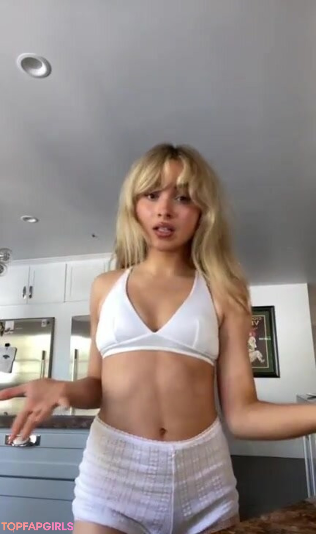 Foto di nudo di fuga di OnlyFans di Sabrina Carpenter #1306