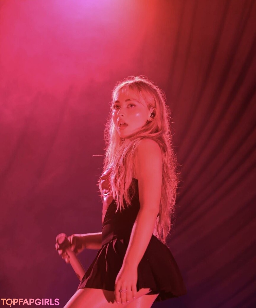 Foto di nudo di fuga di OnlyFans di Sabrina Carpenter #1403
