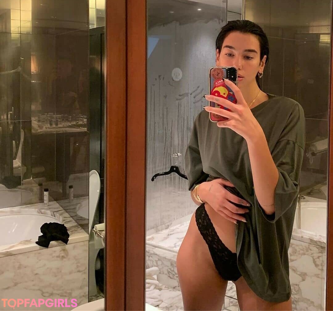 Foto di nudo di fuga di OnlyFans di Dua Lipa #1012