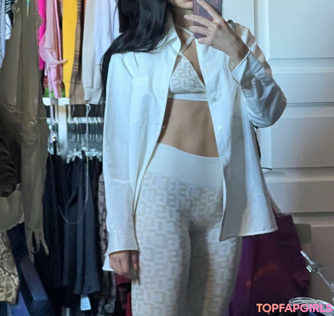 Foto di nudo di fuga di OnlyFans di Dua Lipa #1065