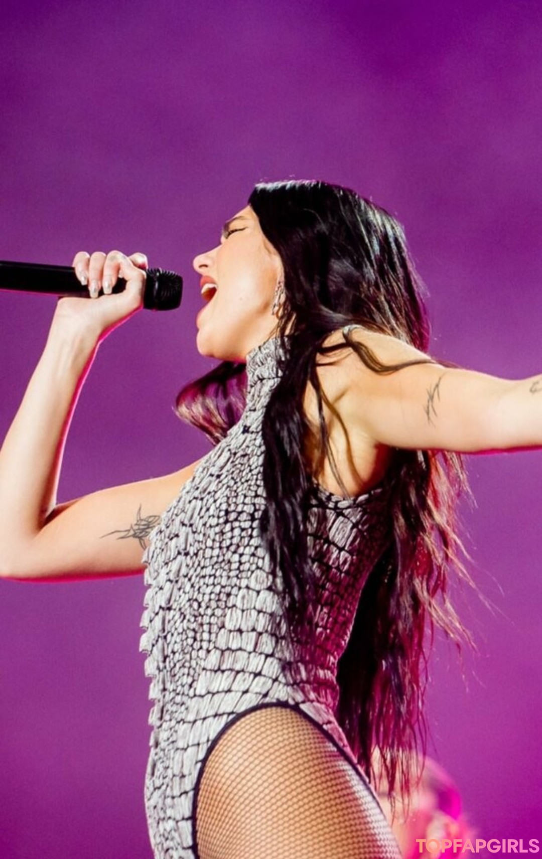 Foto di nudo di fuga di OnlyFans di Dua Lipa #1112