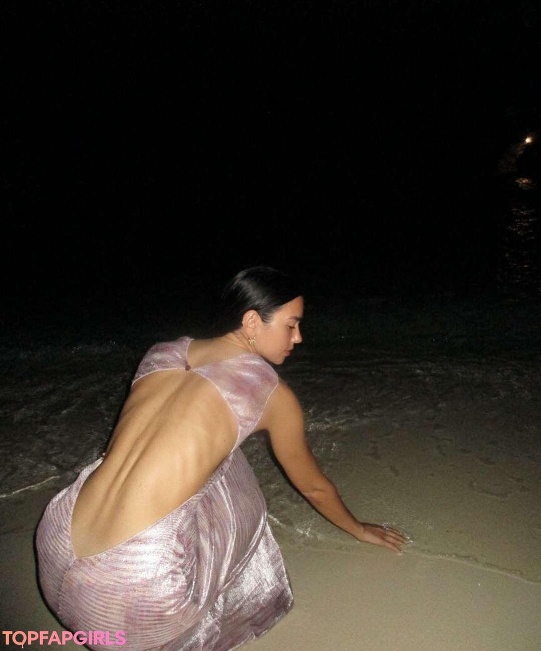 Foto di nudo di fuga di OnlyFans di Dua Lipa #1129