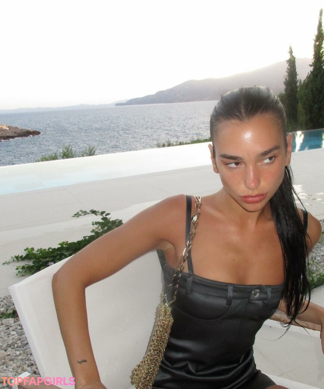 Foto di nudo di fuga di OnlyFans di Dua Lipa #1133