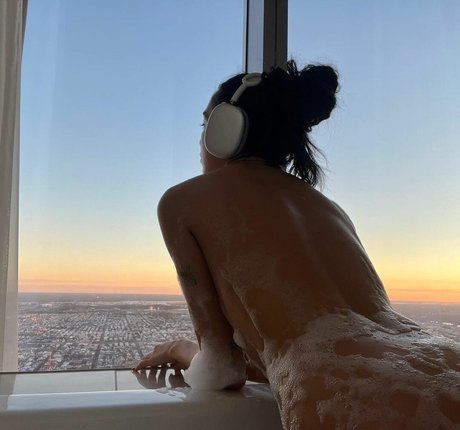 Dua Lipa