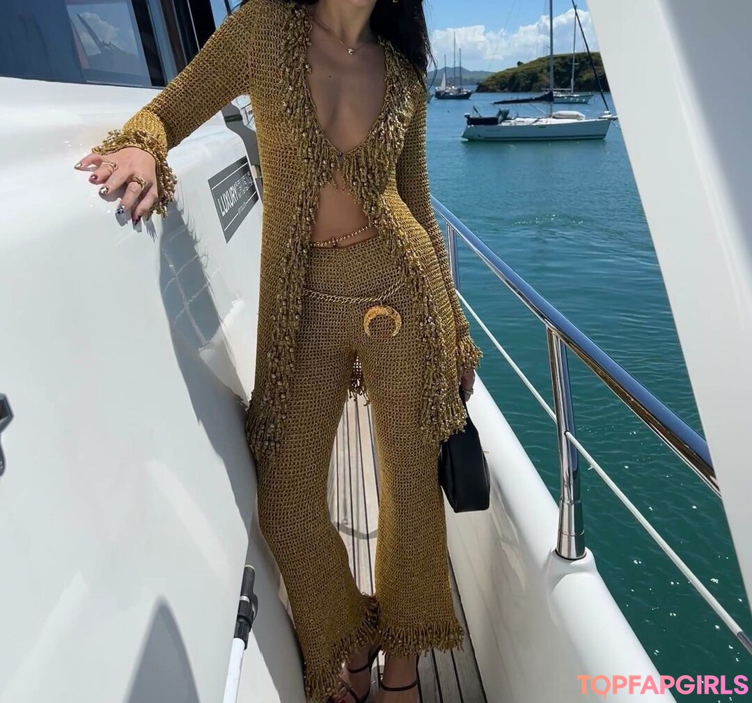 Foto di nudo di fuga di OnlyFans di Dua Lipa #1466