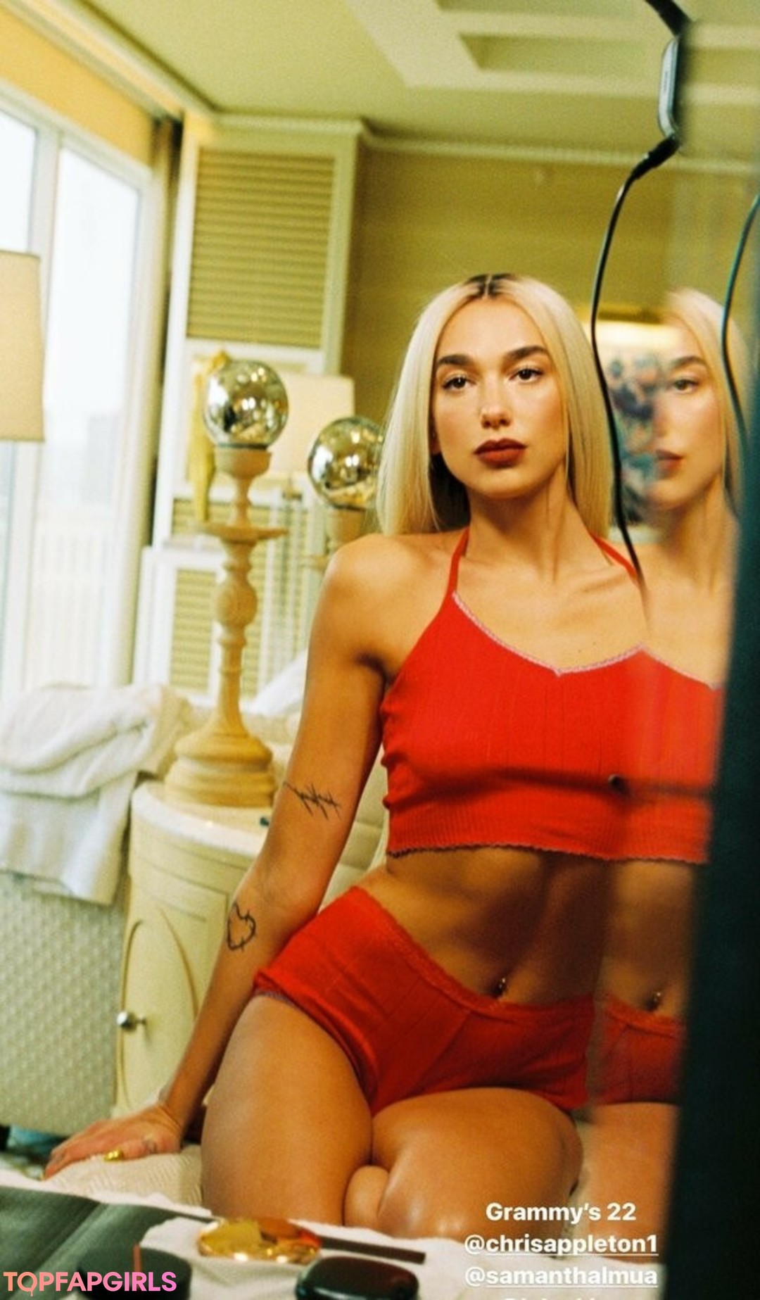 Foto di nudo di fuga di OnlyFans di Dua Lipa #1703