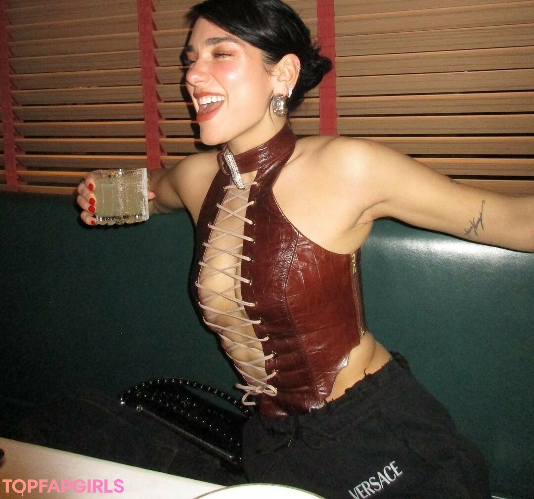 Foto di nudo di fuga di OnlyFans di Dua Lipa #1799