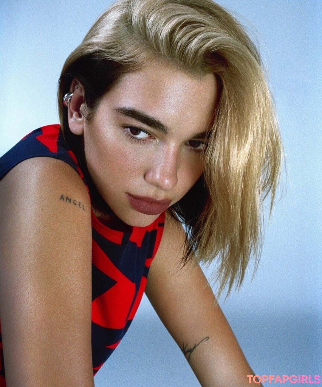 Foto di nudo di fuga di OnlyFans di Dua Lipa #1849