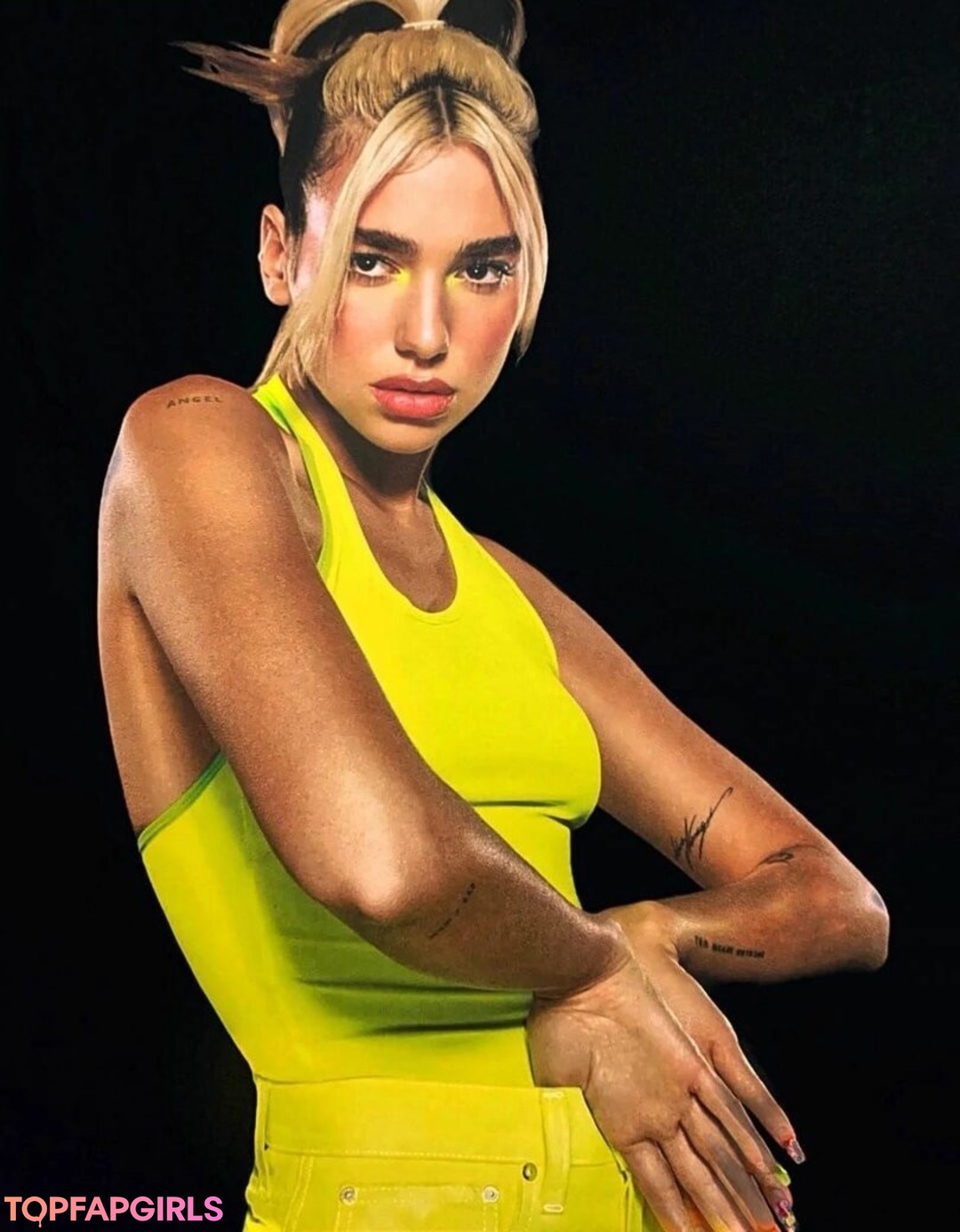 Foto di nudo di fuga di OnlyFans di Dua Lipa #1897