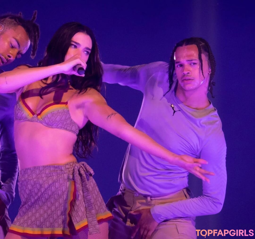 Foto di nudo di fuga di OnlyFans di Dua Lipa #1960