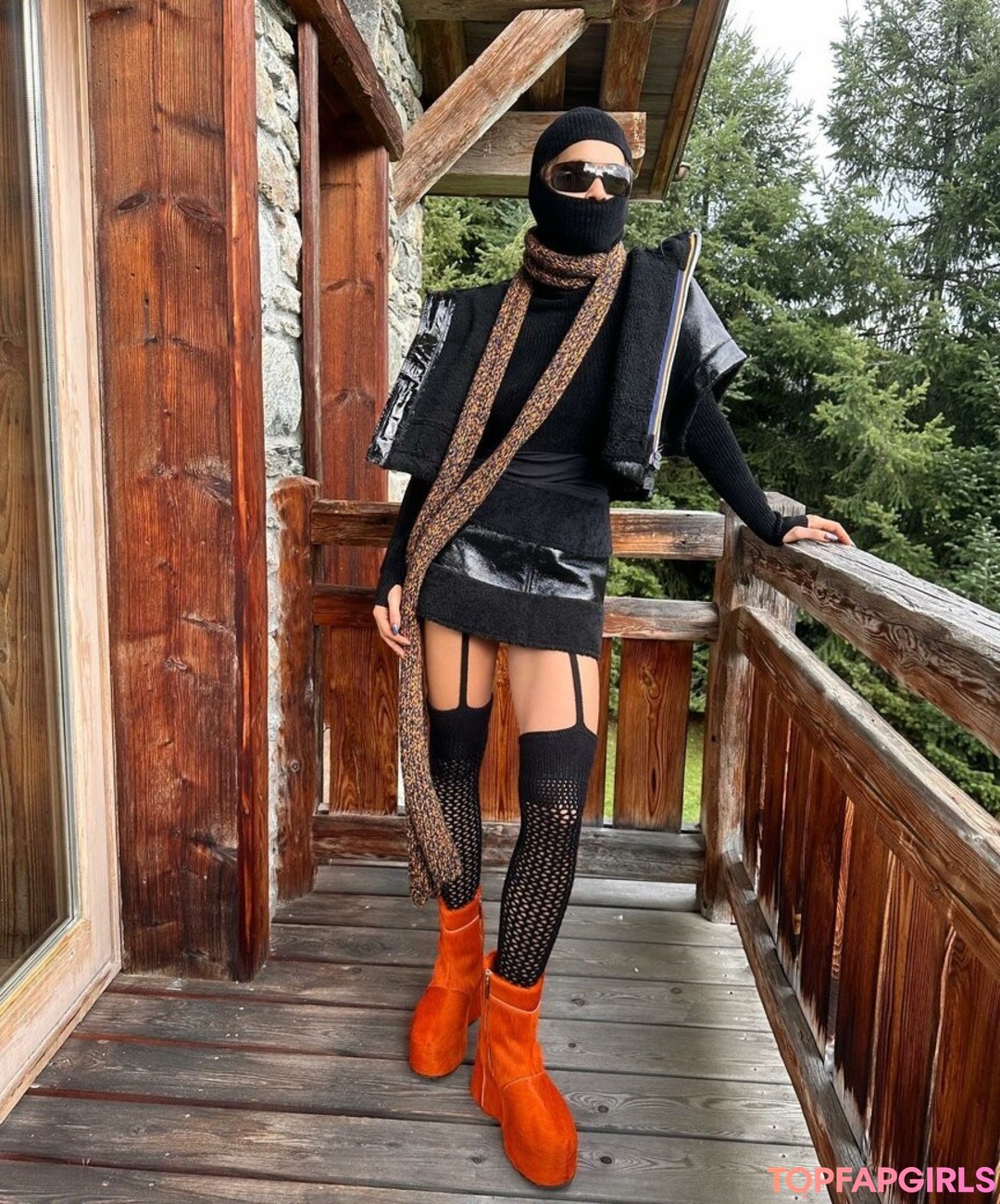 Foto di nudo di fuga di OnlyFans di Rita Ora #1071