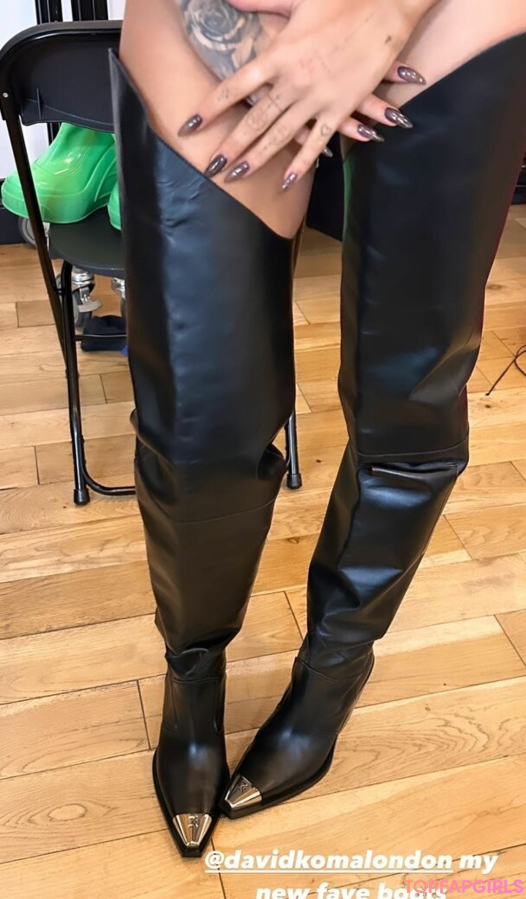 Foto di nudo di fuga di OnlyFans di Rita Ora #1214