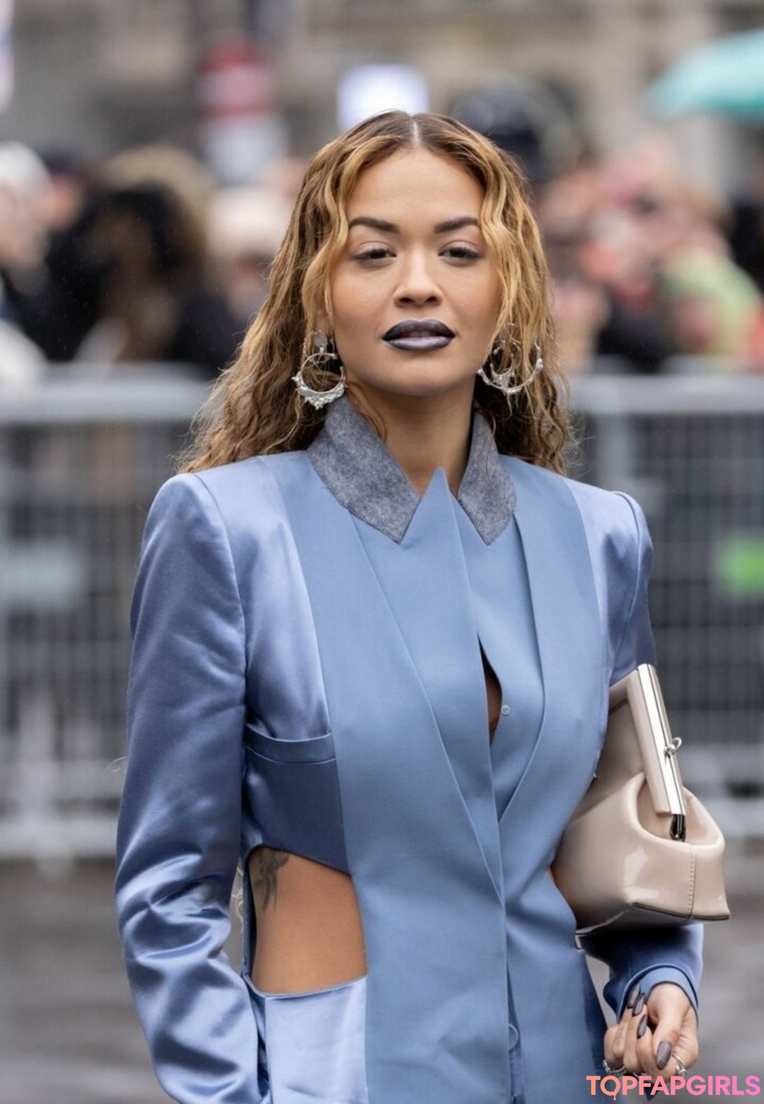 Foto di nudo di fuga di OnlyFans di Rita Ora #1217