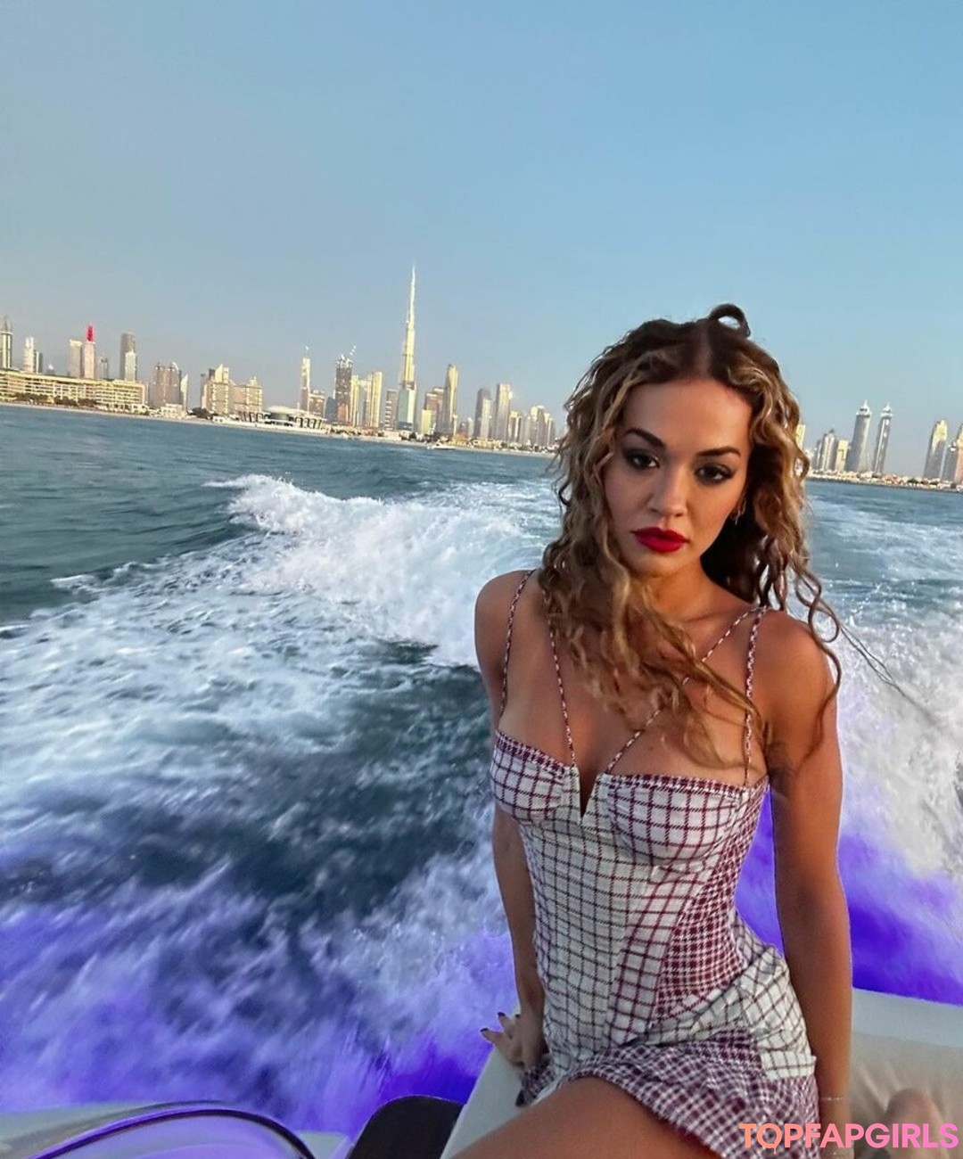 Foto di nudo di fuga di OnlyFans di Rita Ora #1415