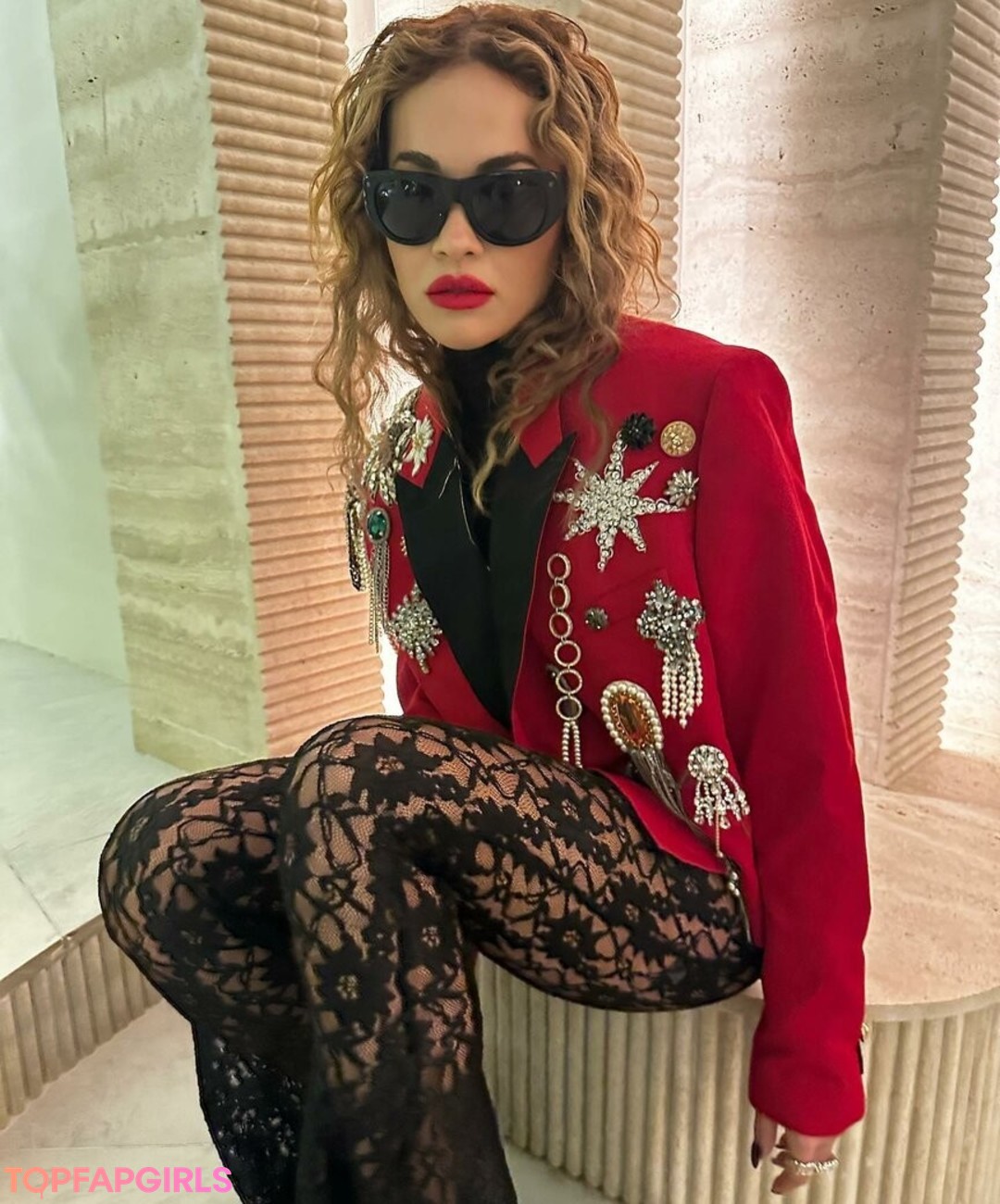 Foto di nudo di fuga di OnlyFans di Rita Ora #1419