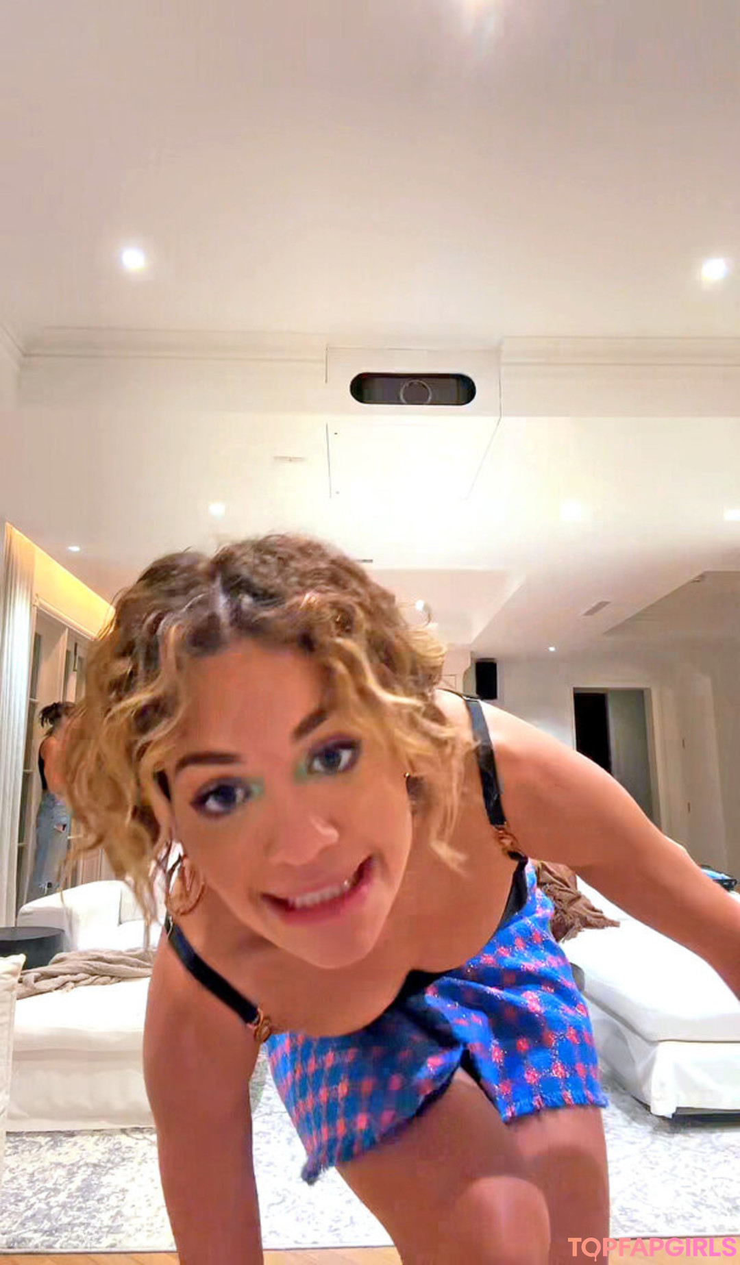 Foto di nudo di fuga di OnlyFans di Rita Ora #1674