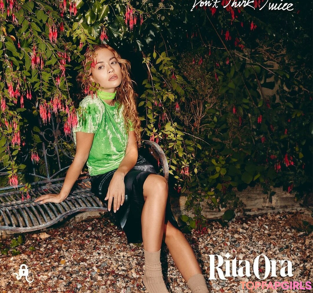 Foto di nudo di fuga di OnlyFans di Rita Ora #1698