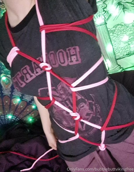 Foto di nudo di fuga di OnlyFans di Bubblebuttvikingfree