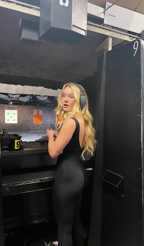 Foto di nudo di fuga di OnlyFans di Zara Larsson