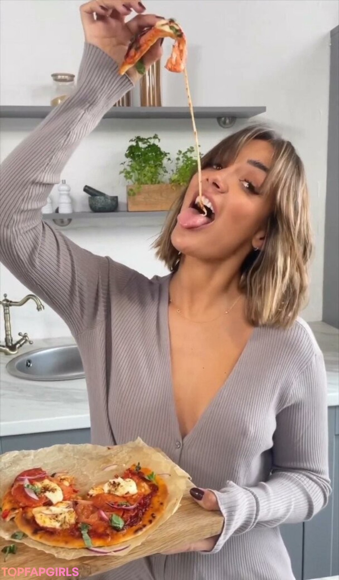 Foto di nudo di fuga di OnlyFans di Frankie Bridge #1315