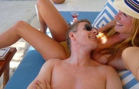 Foto di nudo di fuga di OnlyFans di Cat Deeley