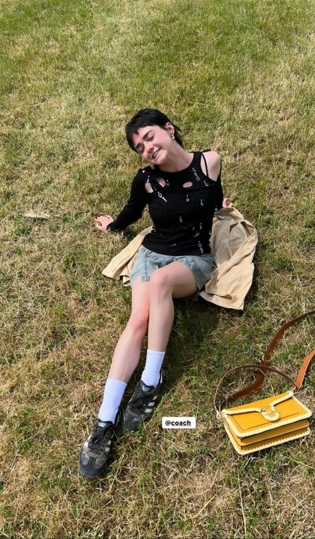 Foto di nudo di fuga di OnlyFans di Maisie Williams