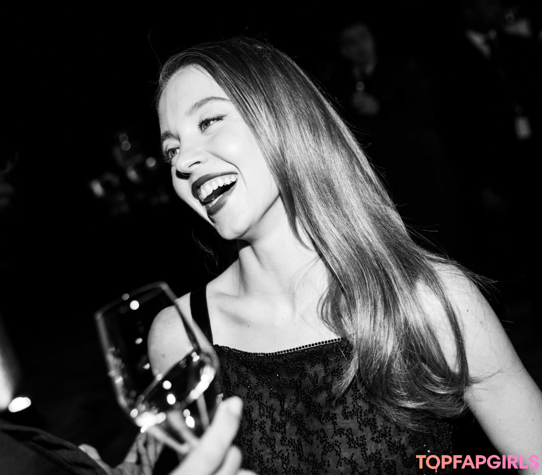 Foto di nudo di fuga di OnlyFans di Sydney Sweeney #1338