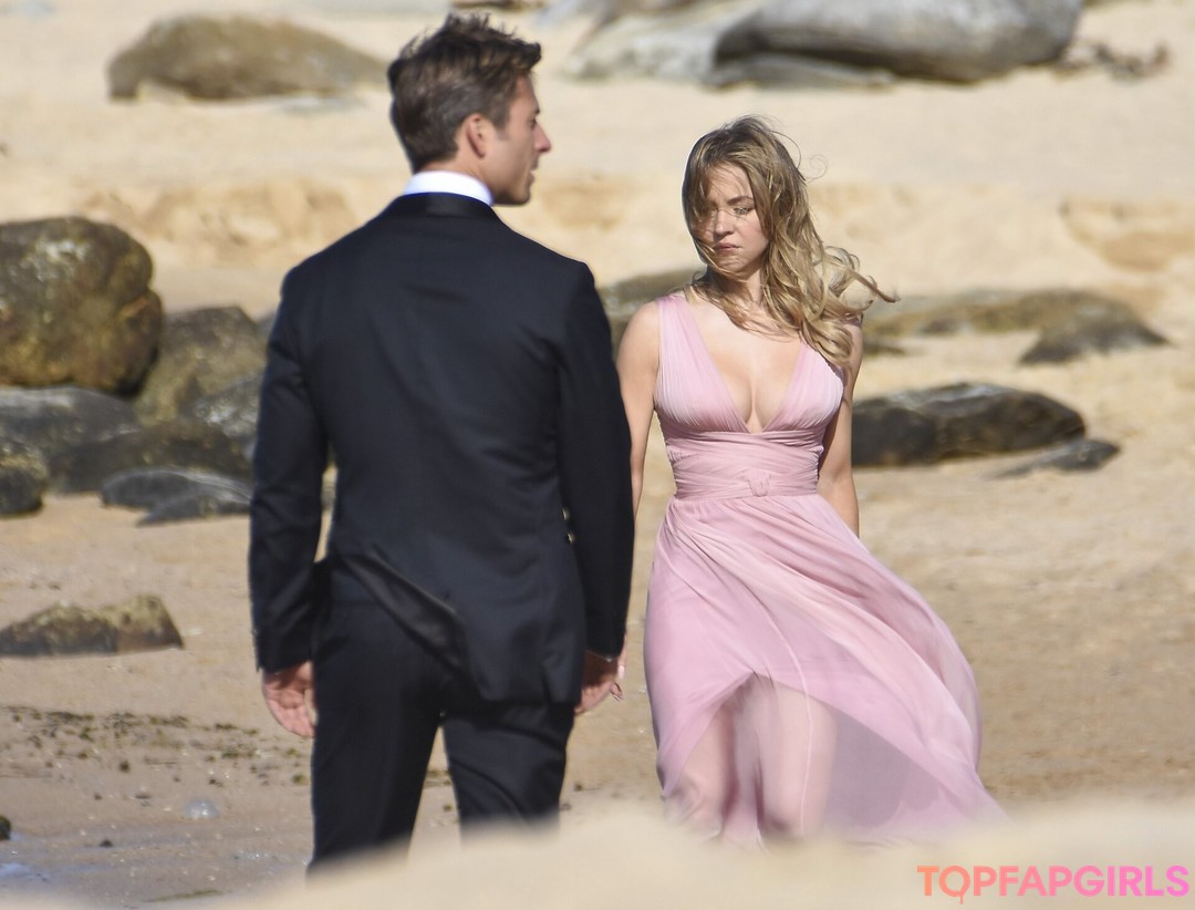 Foto di nudo di fuga di OnlyFans di Sydney Sweeney #1925