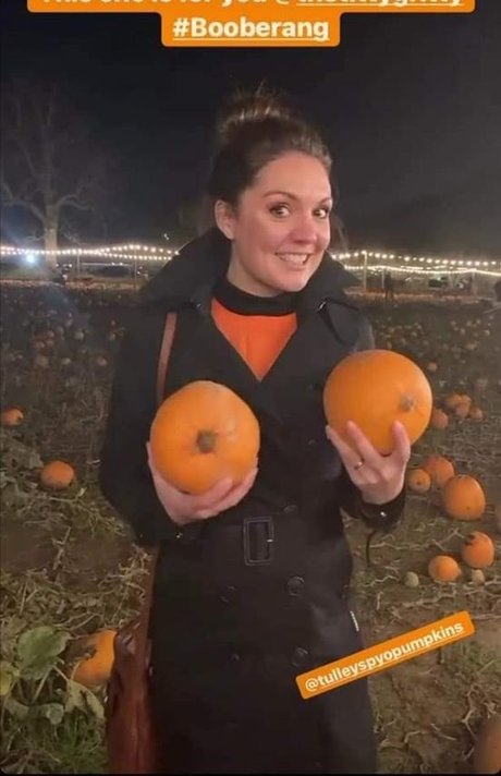 Laura Tobin