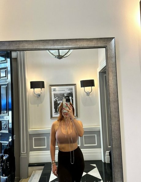 Bella Thorne