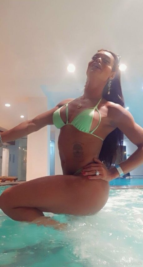 Foto di nudo di fuga di OnlyFans di Magalylilith