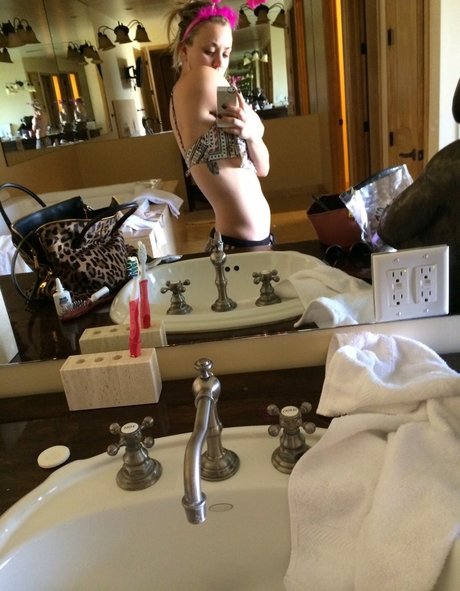 Kaley Cuoco
