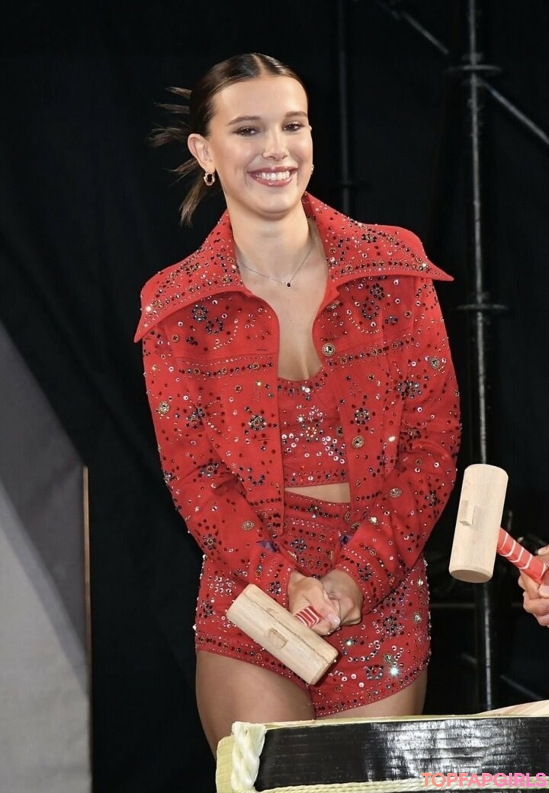 Foto di nudo di fuga di OnlyFans di Millie Bobby Brown #1097