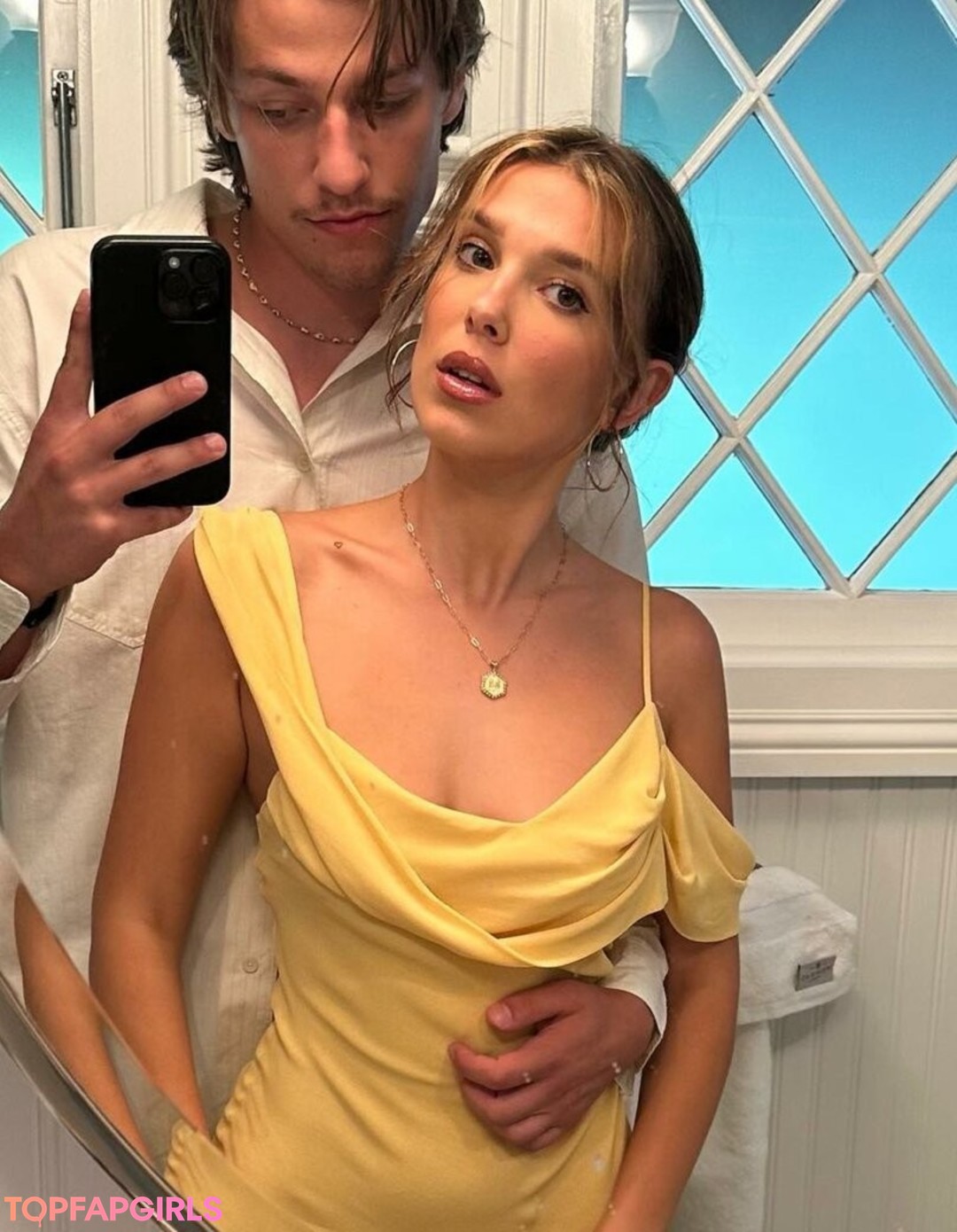 Foto di nudo di fuga di OnlyFans di Millie Bobby Brown #1254