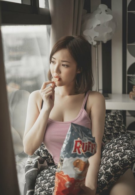 Ying Tze