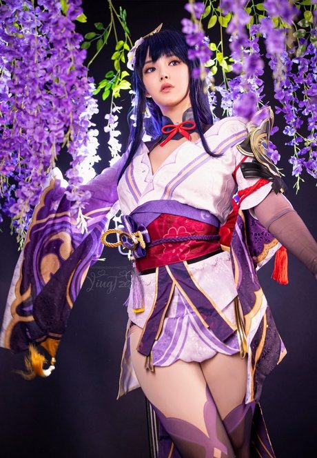 Ying Tze