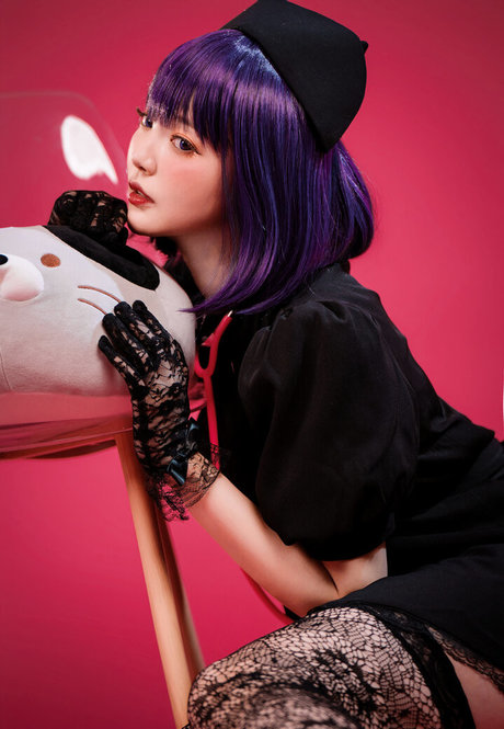 Ying Tze